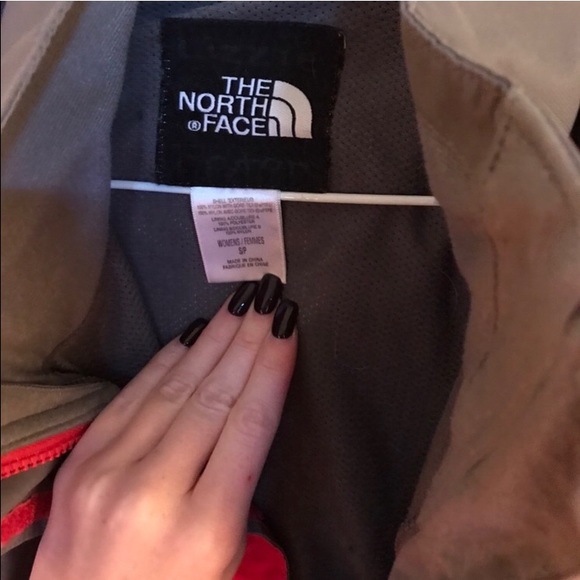 North Face red and gray Gore Tex rain jacket - Picture 6 of 8